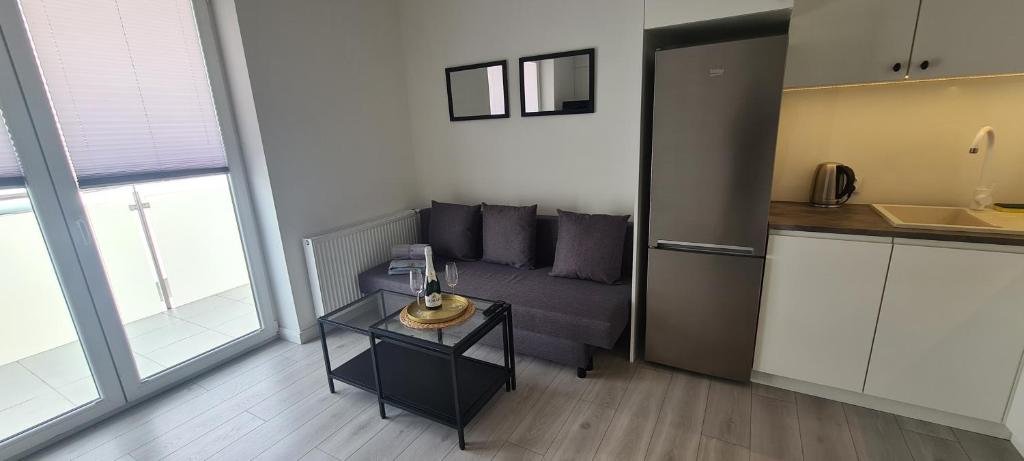 Kuchyňa alebo kuchynka v ubytovaní 61 - Apartamenty Siedlce - Nowy apartament w centrum przy ul 3 Maja 51a