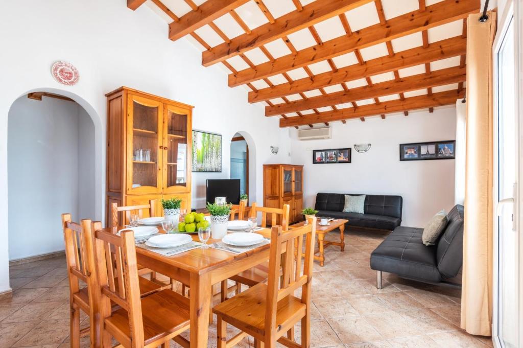 Posezení v ubytování Villa Airosa by Villa Plus
