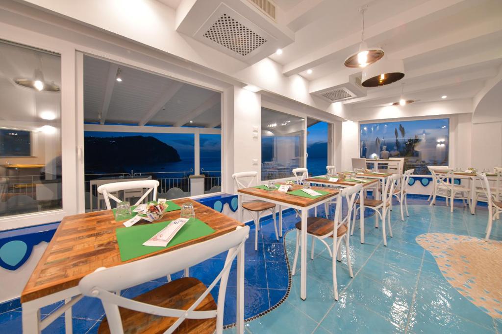 Bazén v ubytování Hotel Terme Providence nebo v jeho okolí