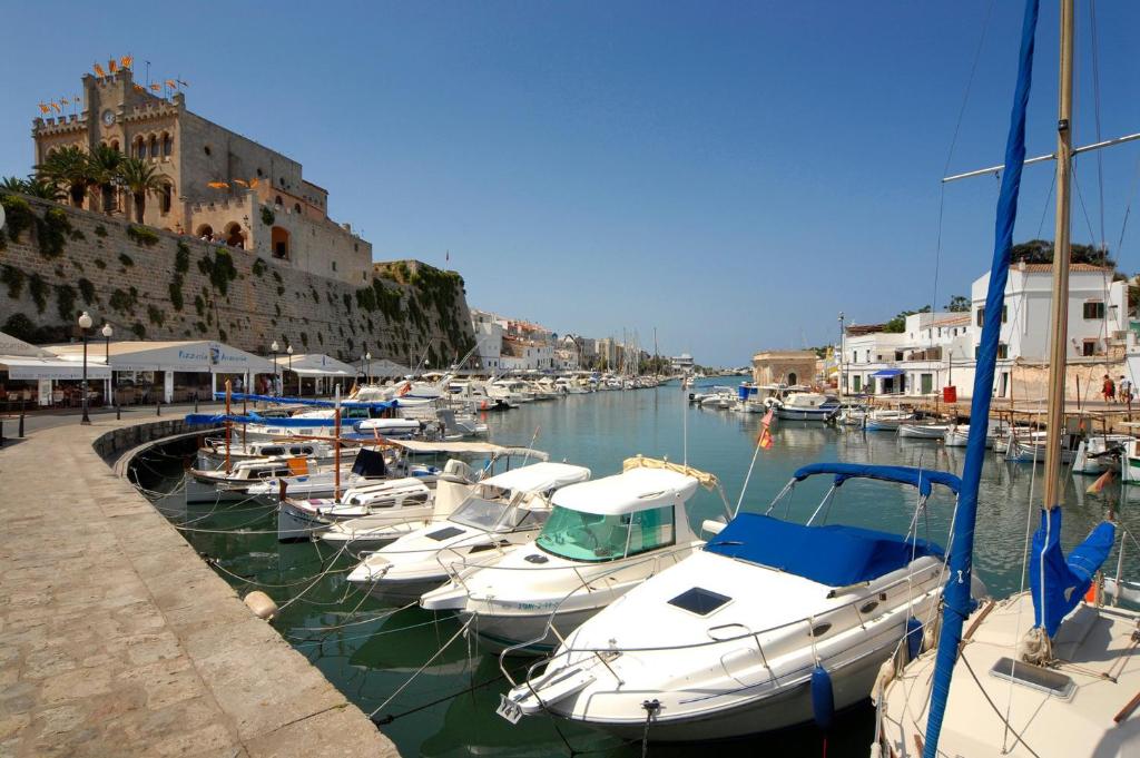 Villa Solana by Villa Plus, Cala en Blanes – Precios ...