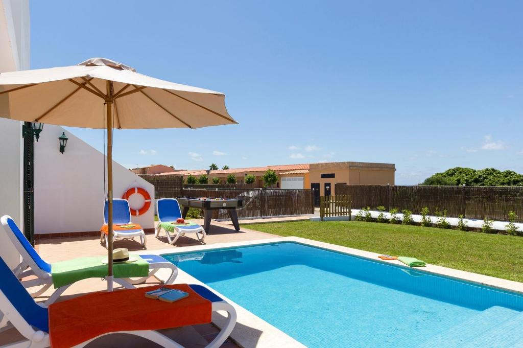 Villa Torrenit by Villa Plus, Alaior, Spain - Booking.com