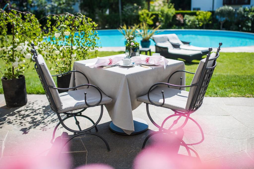 Bazén v ubytovaní Boutiquehotel Minigolf alebo v jeho blízkosti