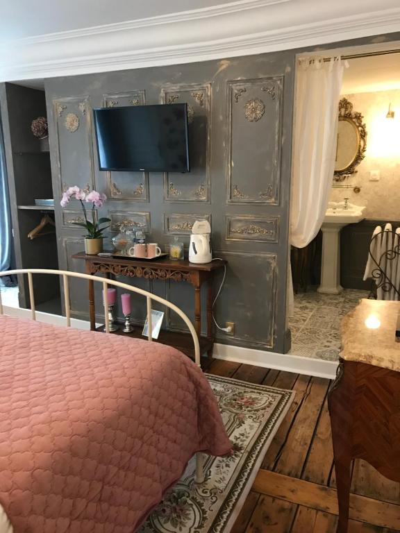 Chambres d'hôtes du château - Salle Double Avec Vue Sur Cour