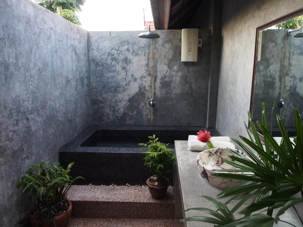 Tropicana Lanta Resort - 13