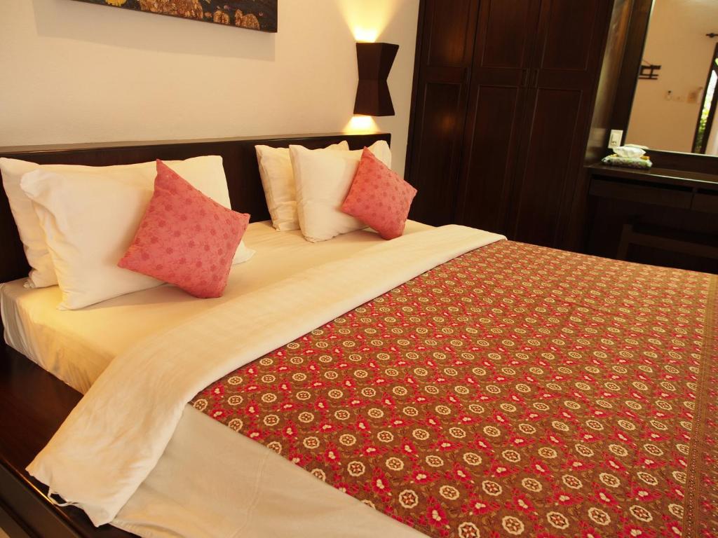 Tropicana Lanta Resort - 3