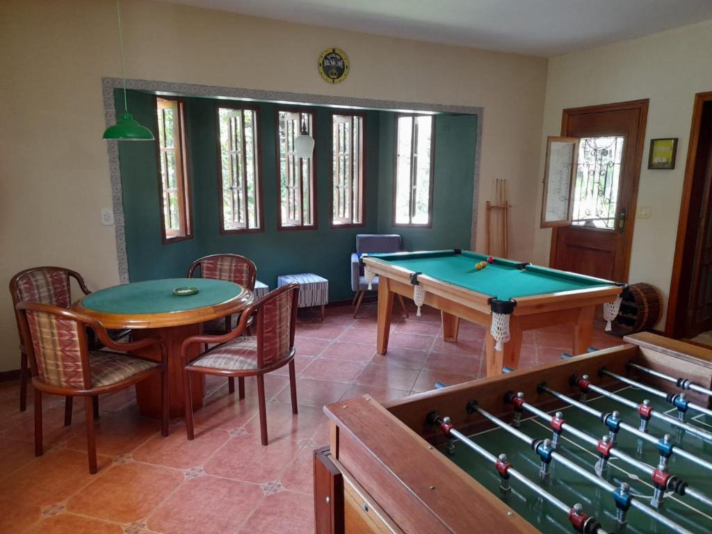 Casa com piscina, espaço gourmet e salão de jogos., Guapimirim – Updated  2023 Prices