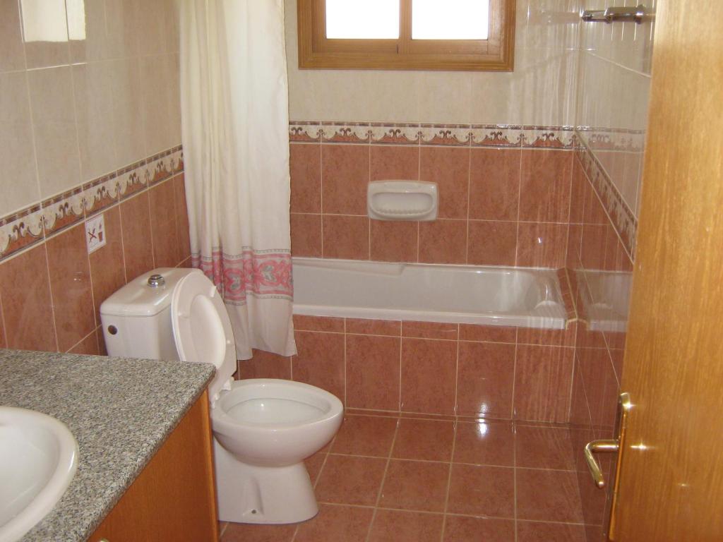 Ванная комната в Villa Pergia Latchi