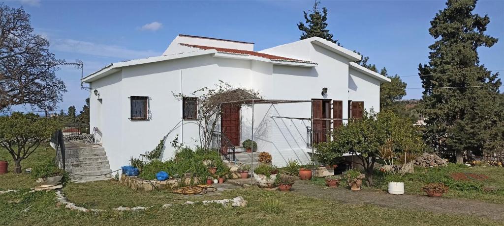 ALONI Cretan traditional house in Vamos Chania - Housity