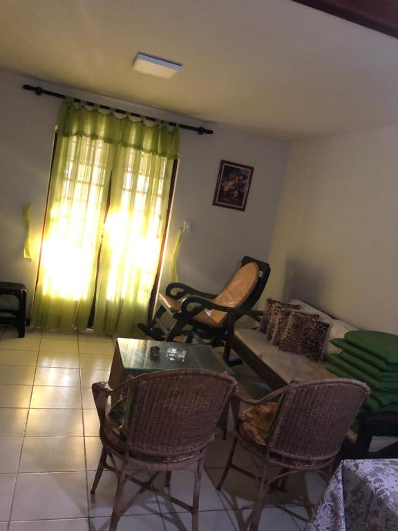 Posezení v ubytování Chalé Aconchegante