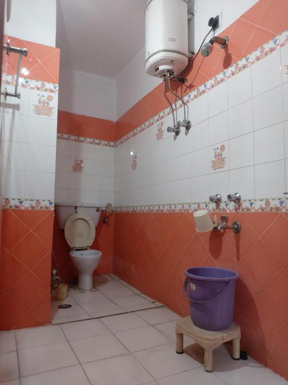 Koupelna v ubytování Hotel Vijay laxmi