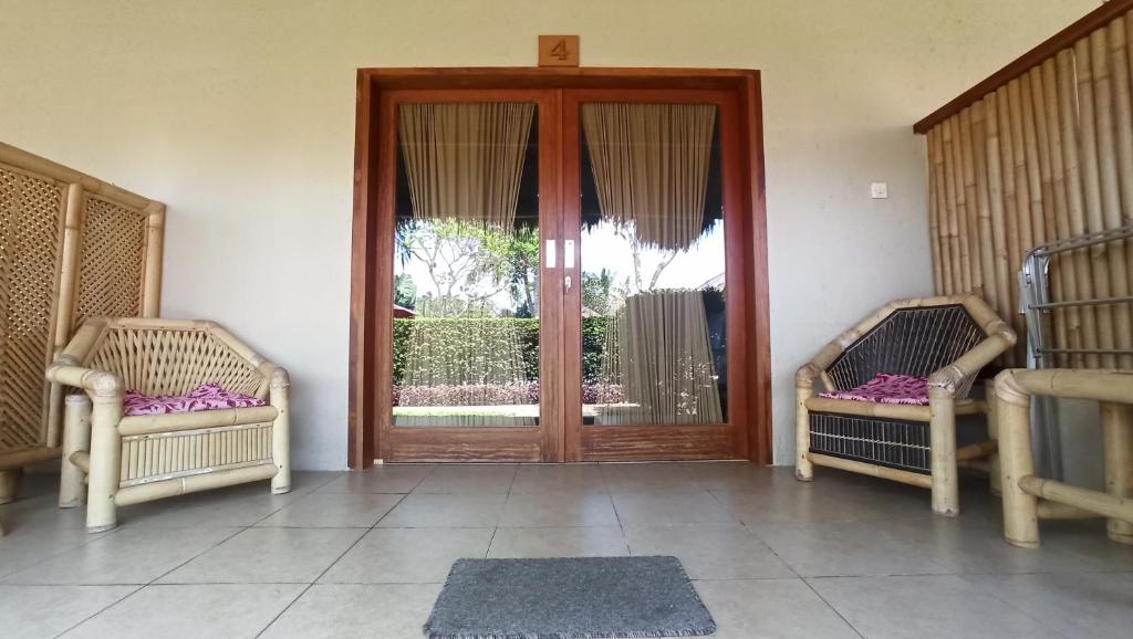 Mama Bella's Retreat - 11