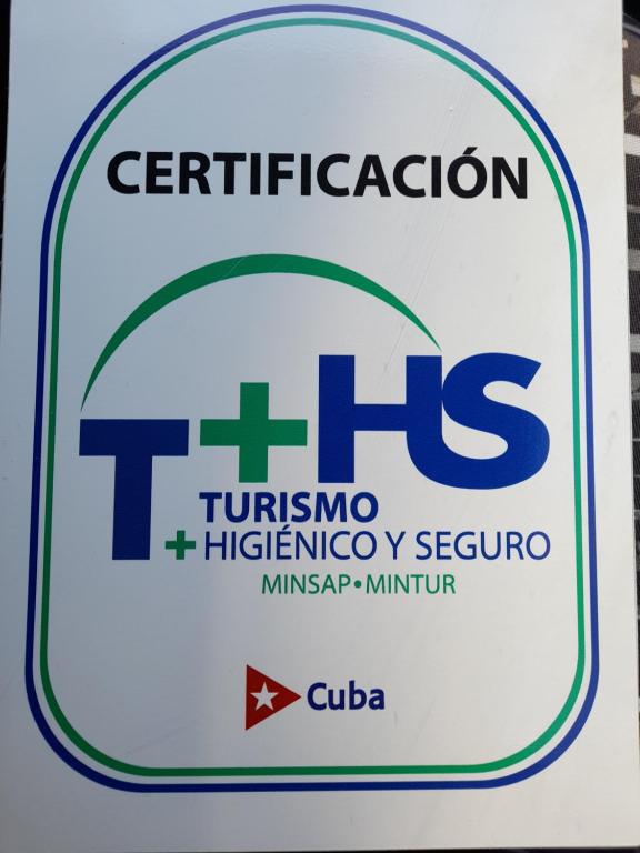 a sign for the tusnian no histotechnology septicciplinaryciplinary minsk at Patricia y Jesus in Havana