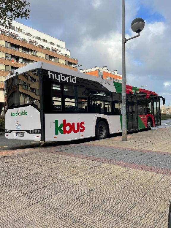 Kép Gran Bilbao XI with parking by Aston Rentals szállásáról Barakaldóban a galériában
