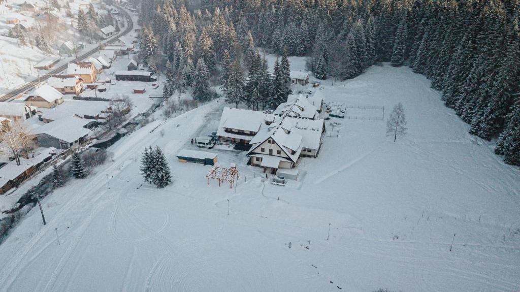 Orava Village v zimě