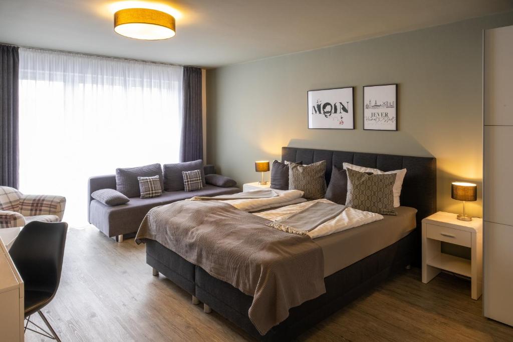 Stadthotel Jever - Deluxe Double Room