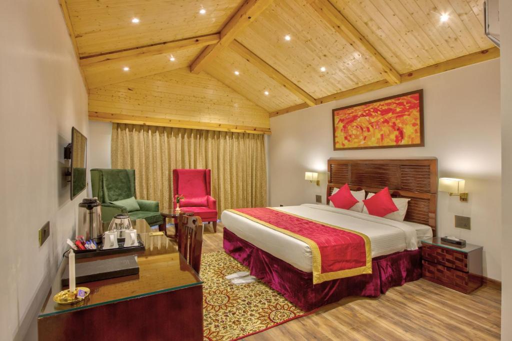 Postel nebo postele na pokoji v ubytování Span Resort and Spa, Manali