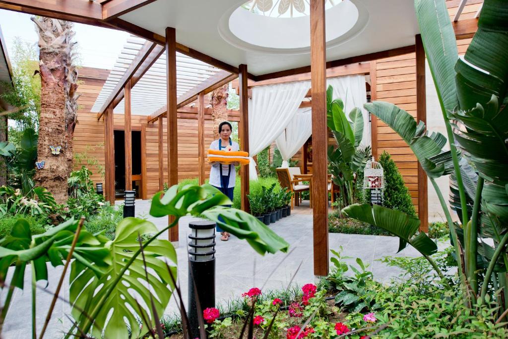 Сад в Kimera Lounge Boutique Hotel & Spa