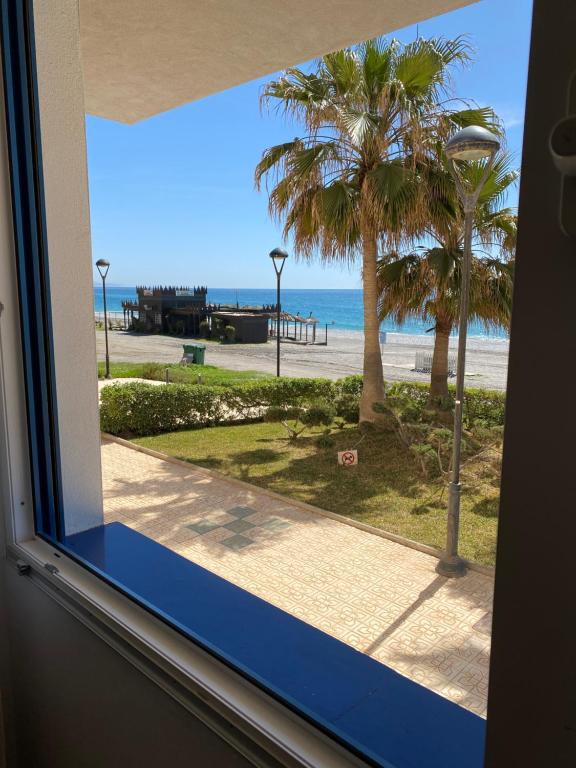 Torrox beach, Torrox Costa – Bijgewerkte prijzen 2023