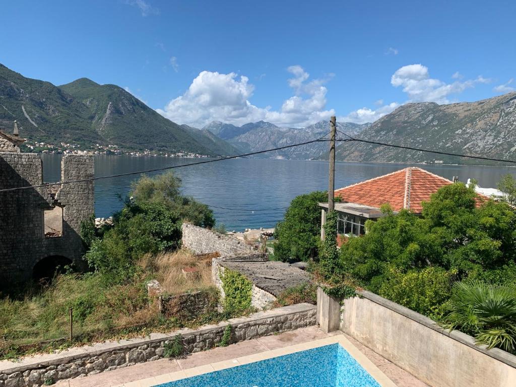 Apartment with seaview and large terrace 1st floor in Dobrota, Kotor,  Dobrota – Updated 2023 Prices