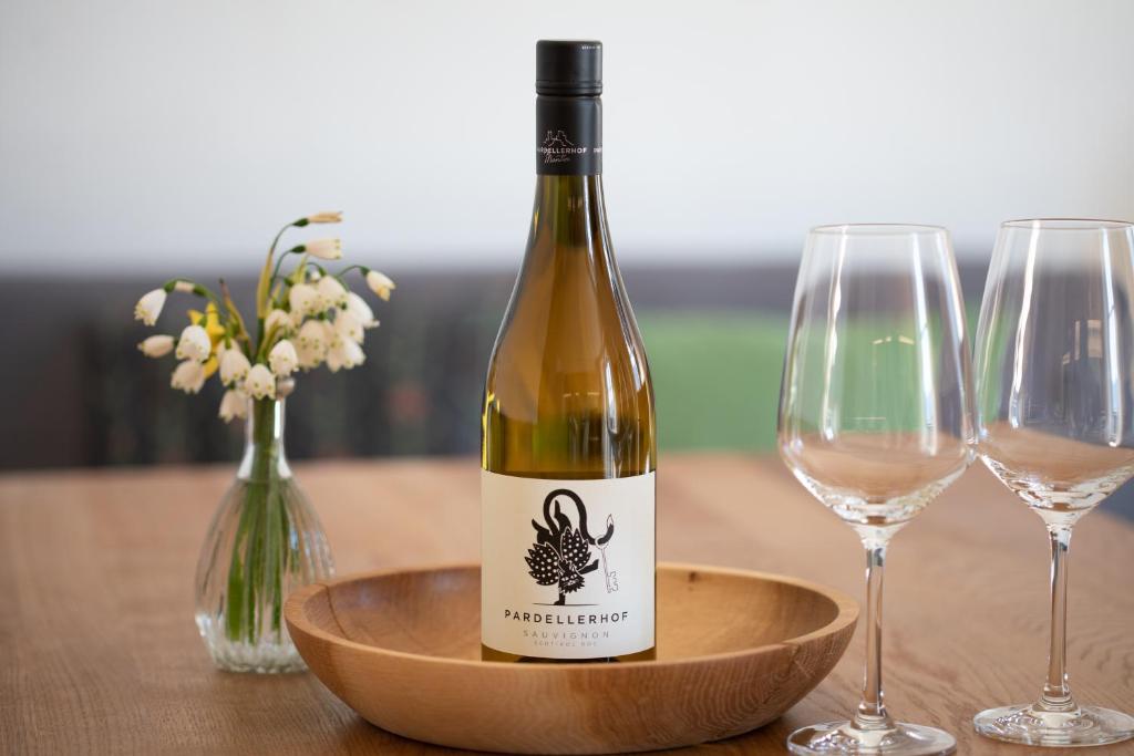 Nápoje v ubytování Weingut Pardellerhof
