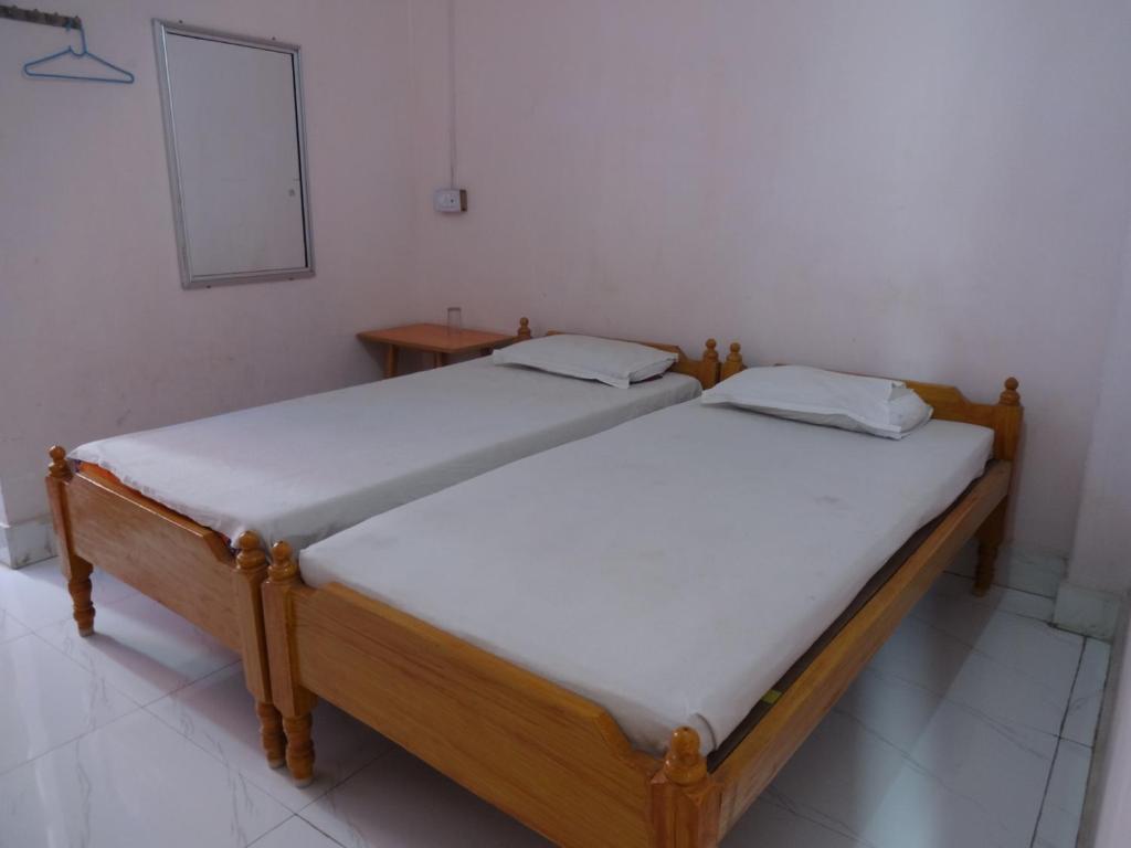 Rahul Buddha Guest House - Housity