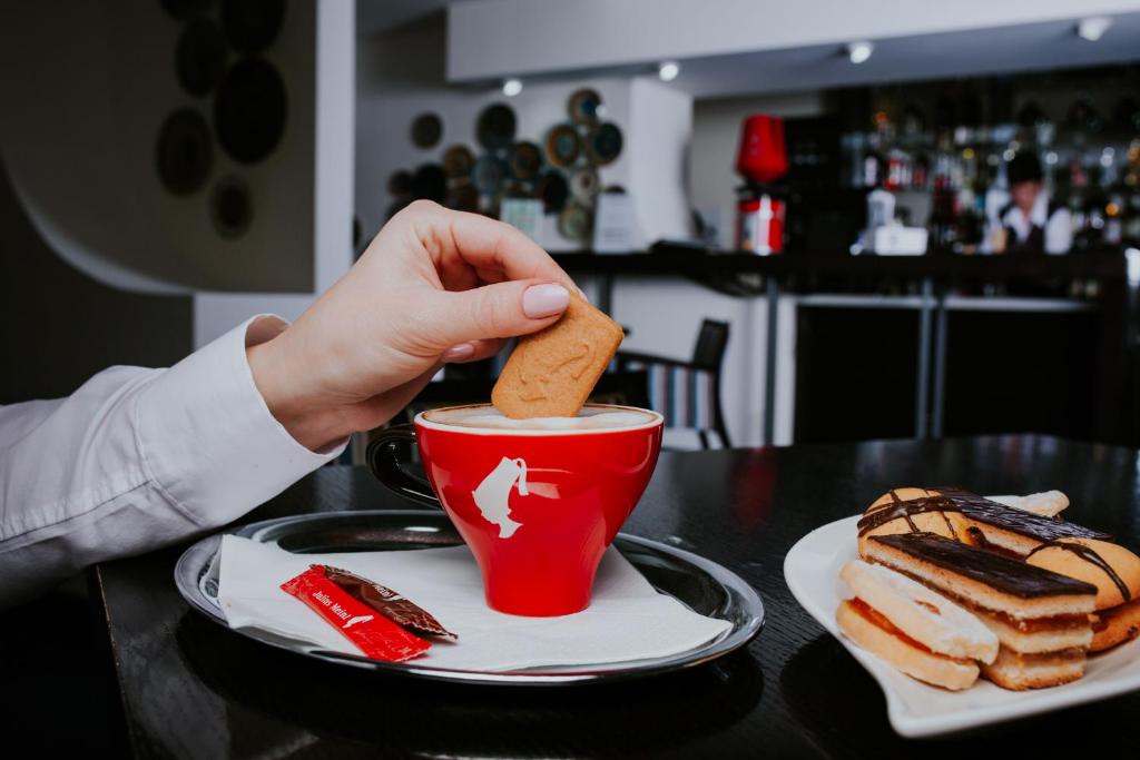 Jídlo v hotelu nebo okolí