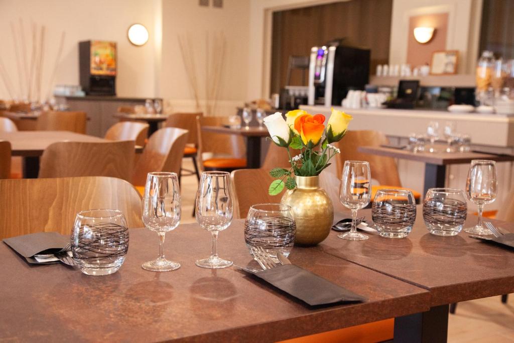 Nápoje v ubytování Hotel les Alignements