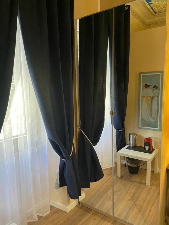 Domus La Foce Hotel self check in - Resim 34