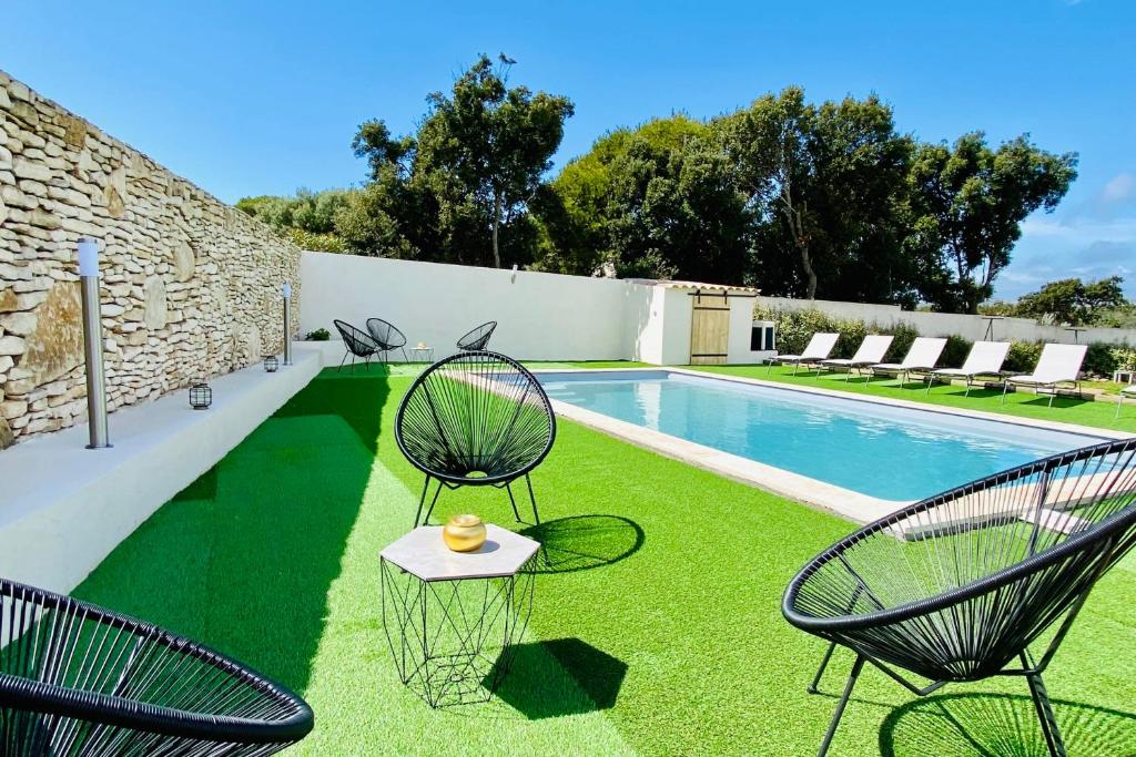 Swimmingpoolen hos eller tæt på Location agréable villa 3 chambres piscine chauffée Bonifacio