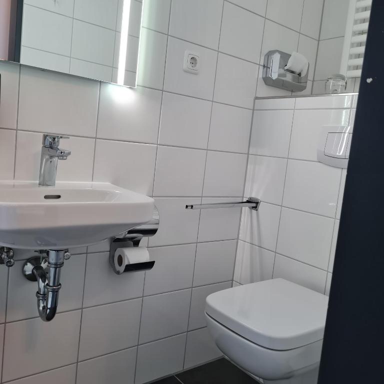 Hotel Garni Kastanjehoff - 带浴室的单人间