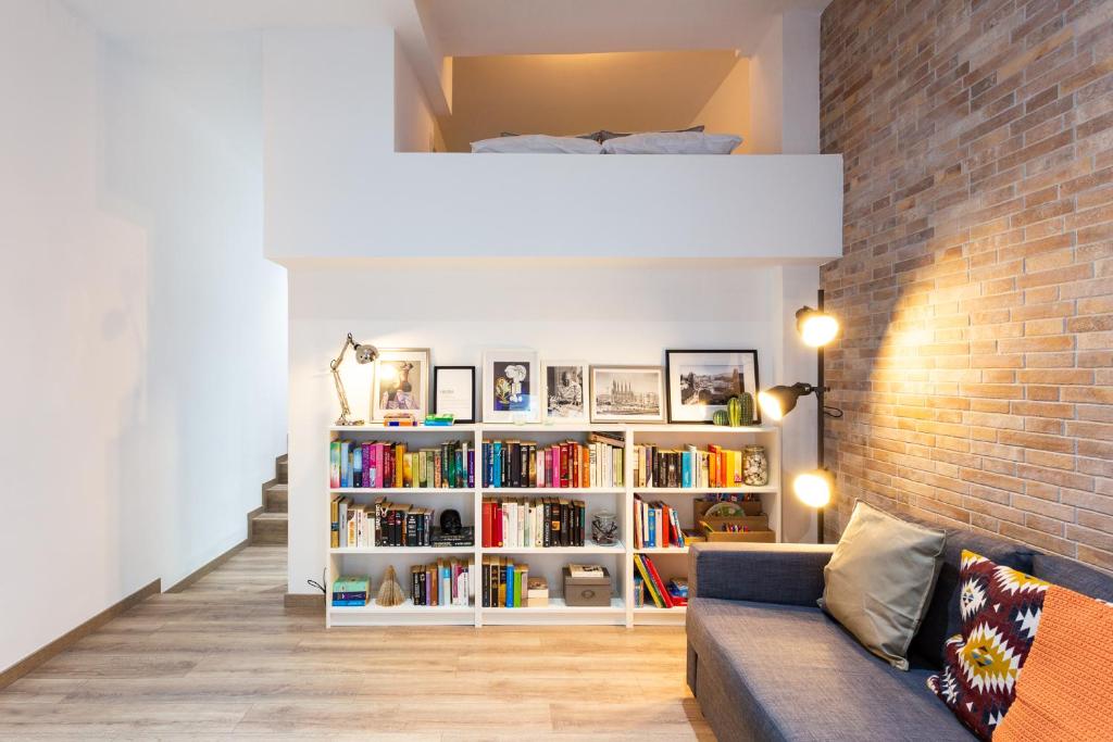 Knihovna v apartmánu