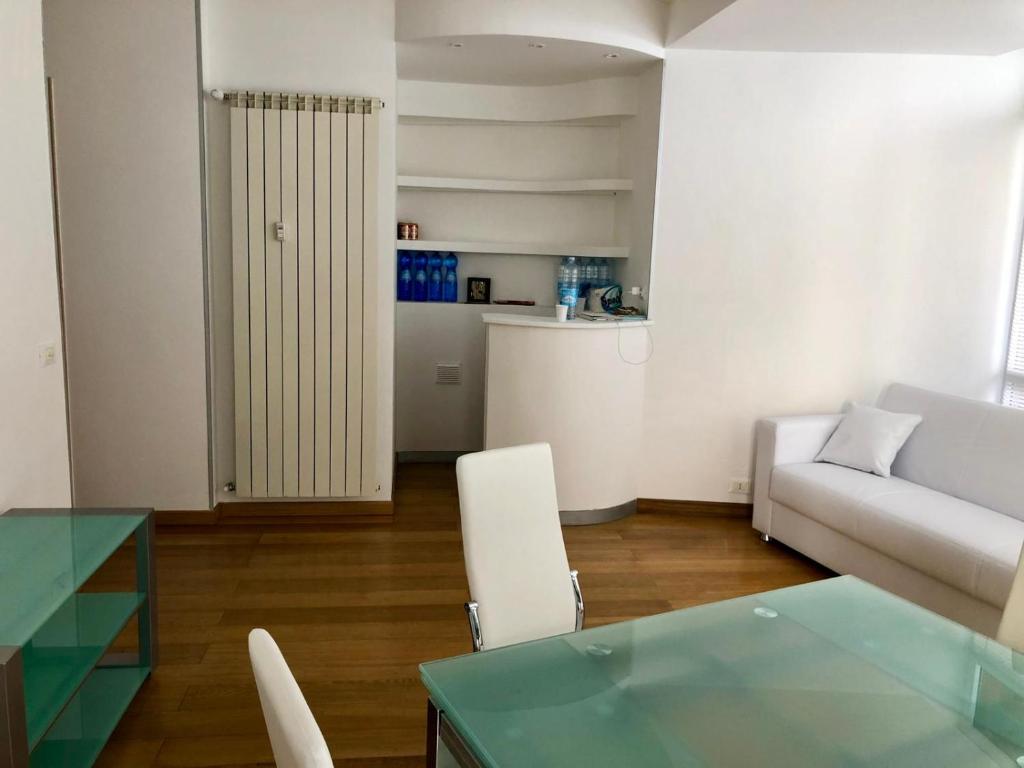 Η κουζίνα ή μικρή κουζίνα στο Skyline su San Remo