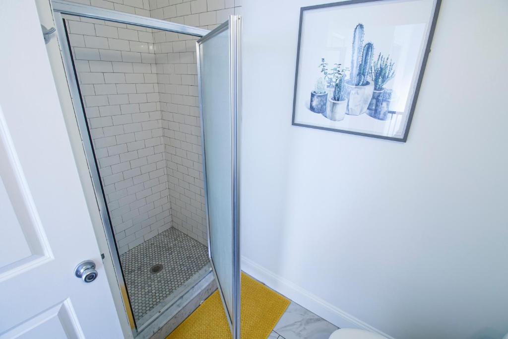 4BR 1,5BH Comfy Newly Renovated Apt photo