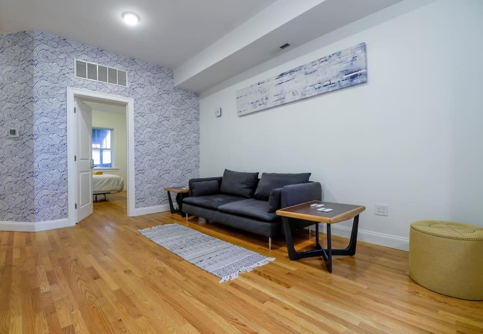 4BR 1,5BH Comfy Newly Renovated Apt photo