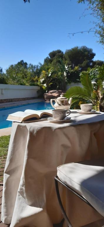 Kép VILLA Bed and Breakfast - kitchen, Pool, Barbecue and Large garden szállásáról Benidormban a galériában