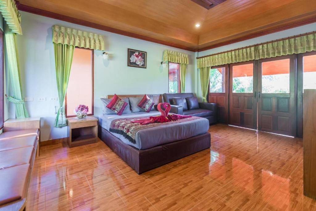 Khaosok Rainforest Resort - Riverside Double Bungalow