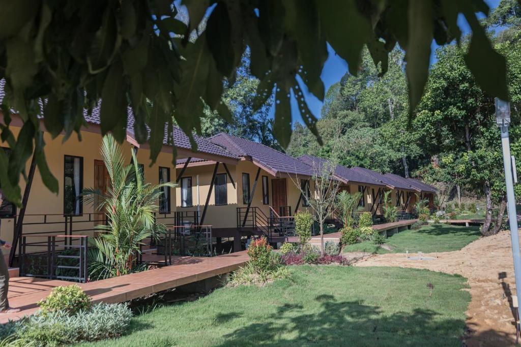 Khaosok Rainforest Resort - Bungalow - Water Front
