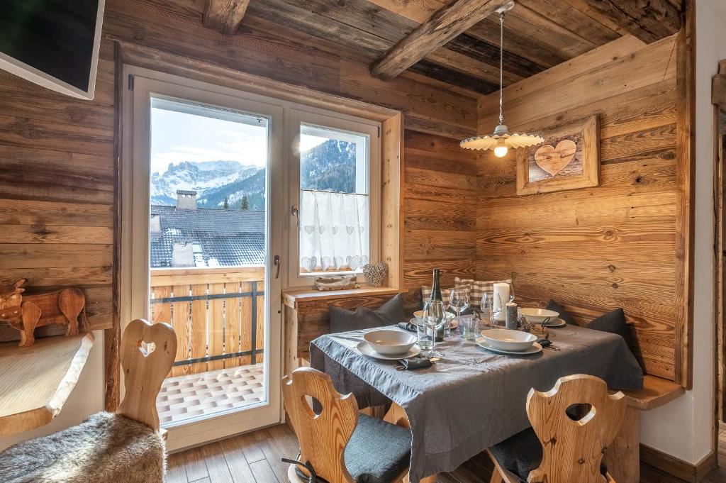 Nespecifikovaný výhled na hory nebo výhled na hory při pohledu z apartmánu