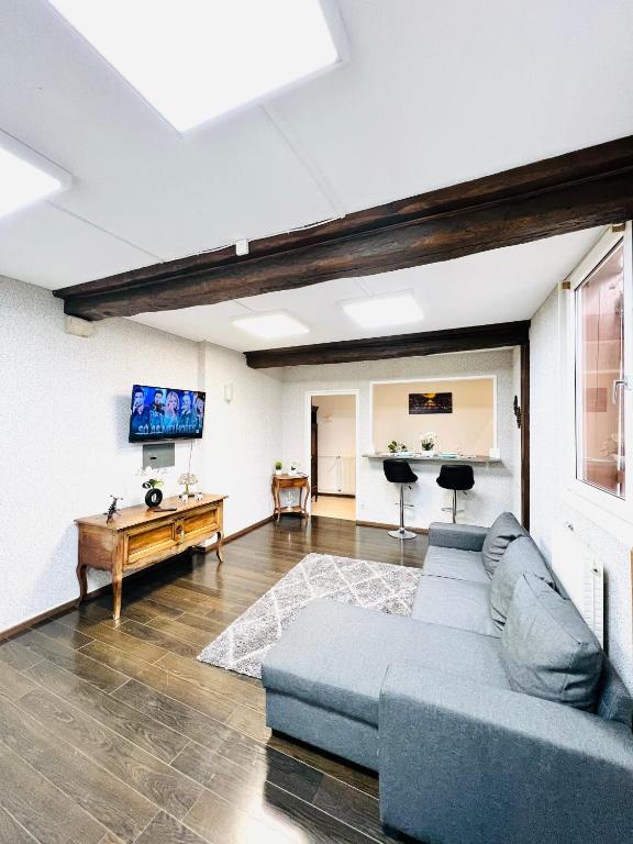 1 J&C Appartement et services - Housity