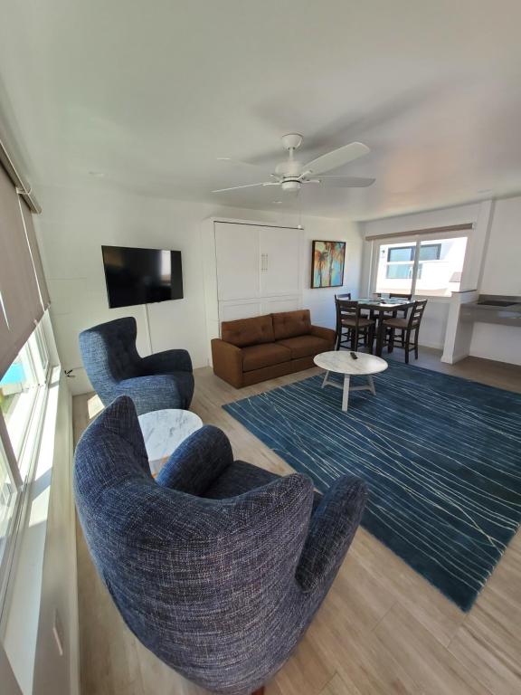 Sea Horse Resort - 