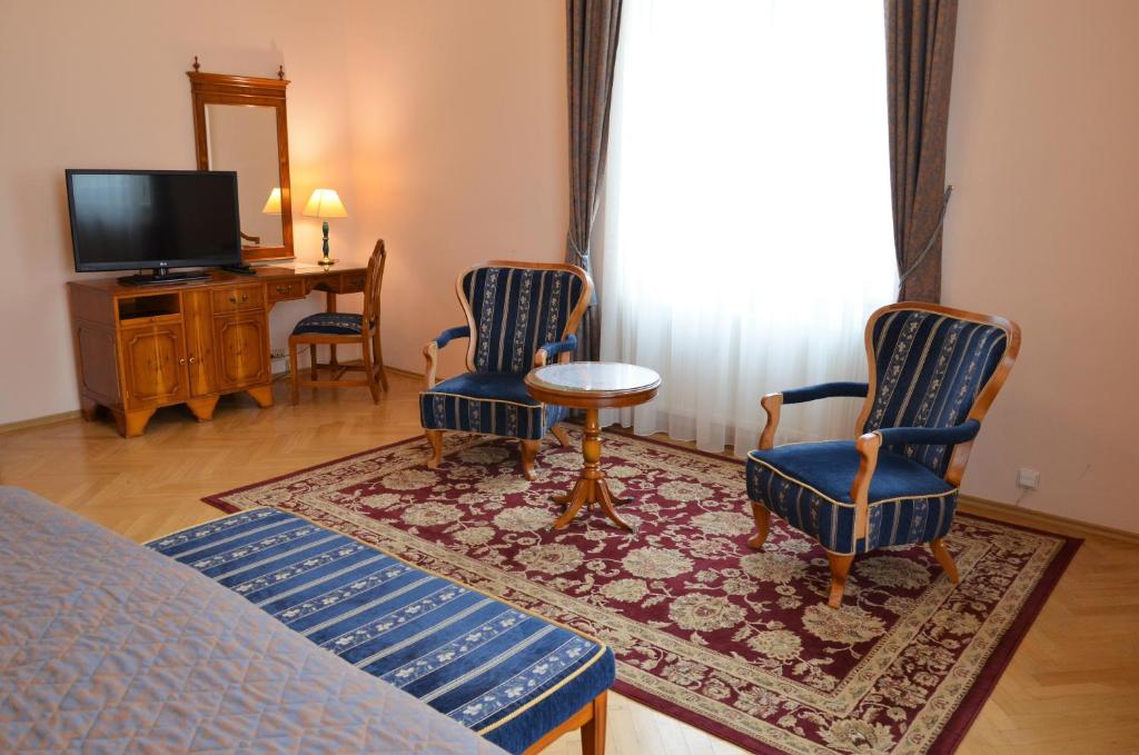 
Large Double or Twin Room
