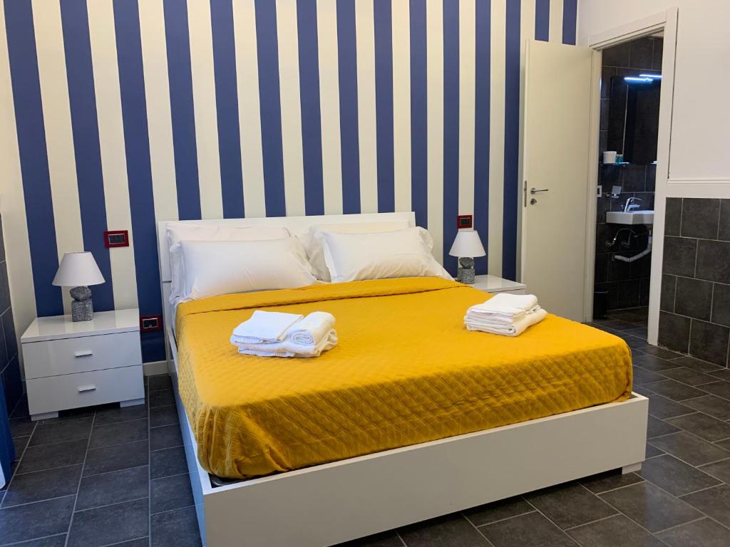 Yacht Club Angioino - Standard Double Room