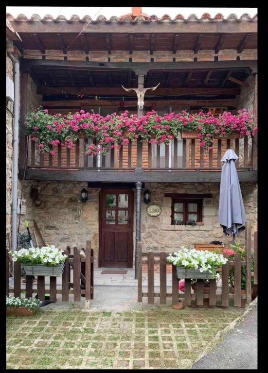La Saleta - Four-Bedroom House