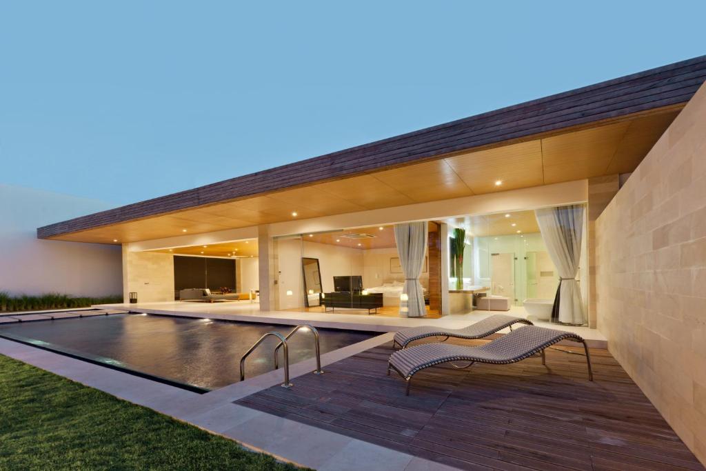 One Eleven - One-Bedroom Villa With Private Pool