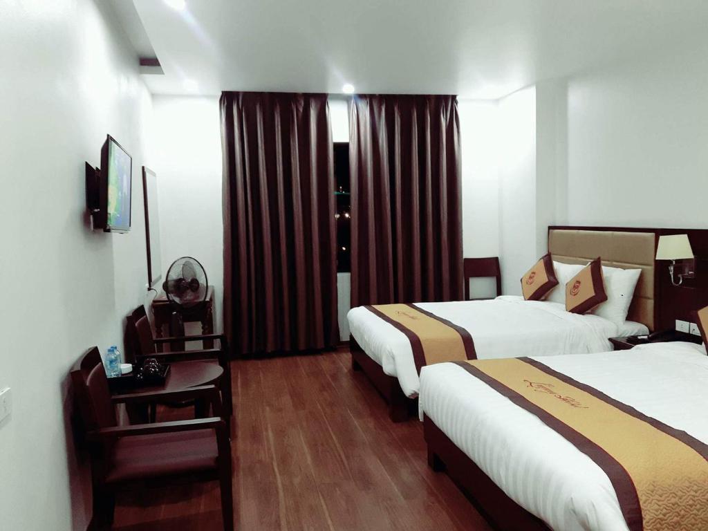 LUXURY II HOTEL - Quadruple Chambre