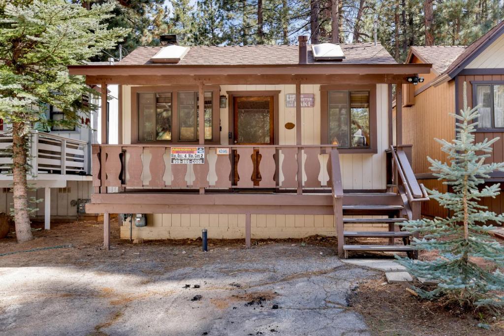 Tòa nhà nơi nhà nghỉ dưỡng tọa lạc