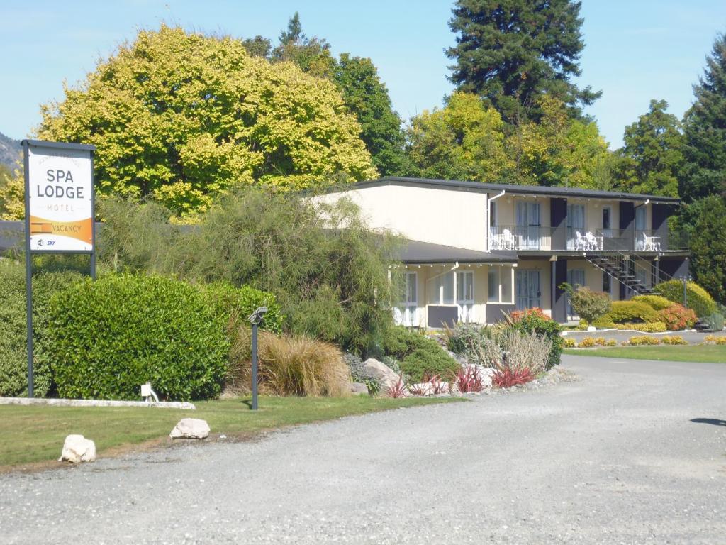 Budova, kde se motel nachází