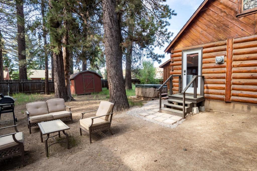 Just The Two of Us - 1933 by Big Bear Vacations - Housity