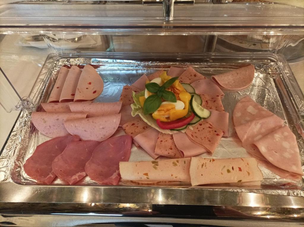 Jídlo v hotelu nebo okolí