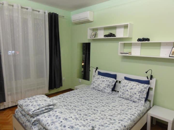LUXURY TOP CENTER APARTMENT
